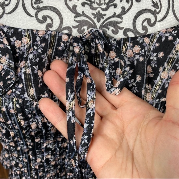 Stevie May acacia floral tie strap ruffle crop top - Picture 6 of 13